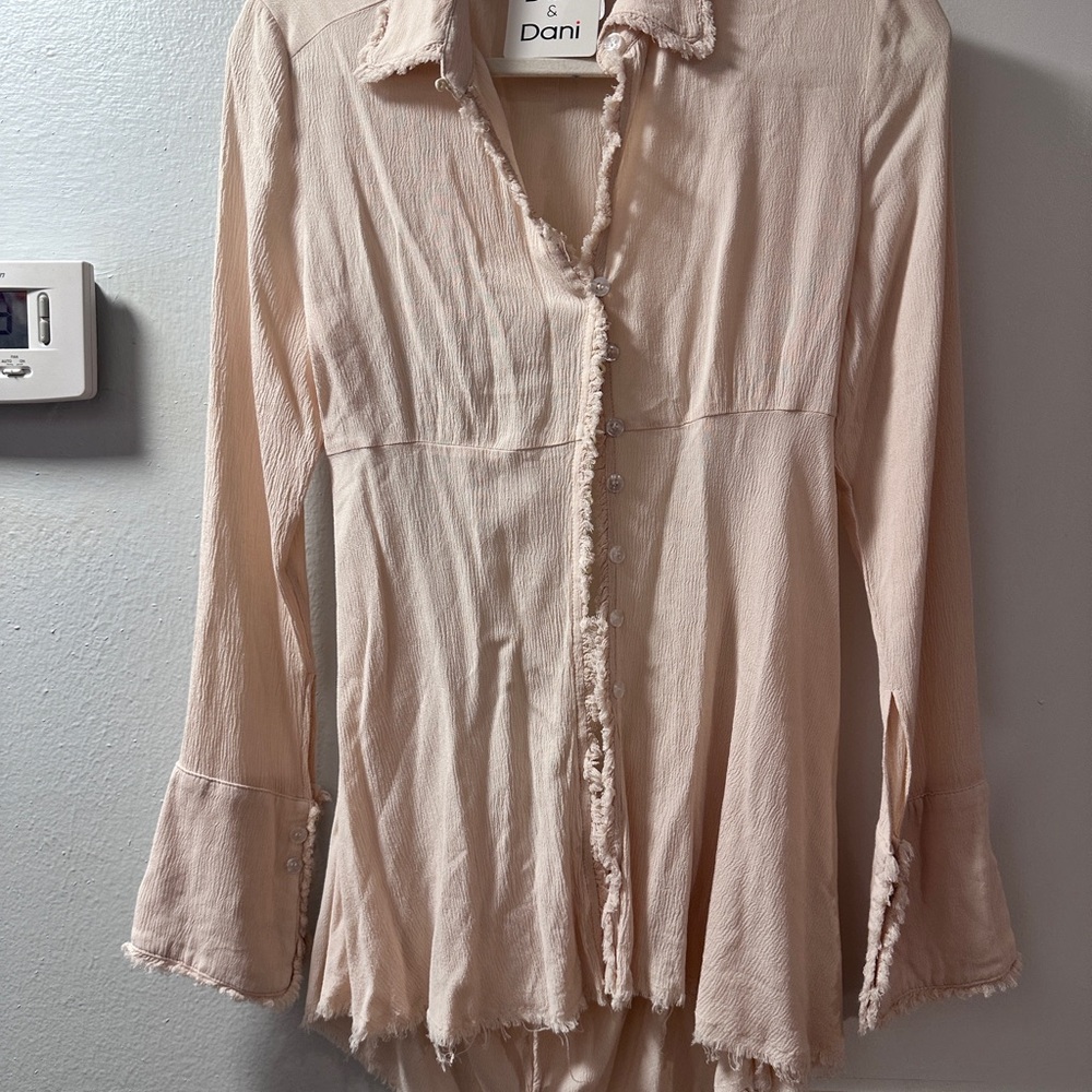 Women's Cream Button-Up Top NWT